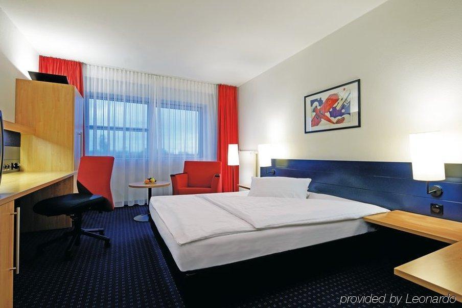 فندق فندق إنتيرسيتي فرانكفورت إيربورت الغرفة الصورة